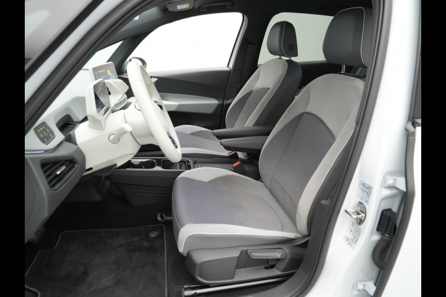 Volkswagen ID.3 First Plus 58 kWh 204pk Navigatie Camera Acc Stoelverwarming Carplay 049