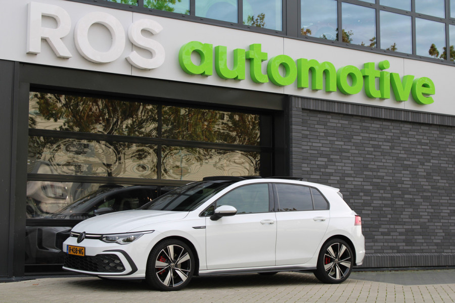 Volkswagen Golf 2.0 TDI GTD | PANO | DODE HOEK | SFEERVERLICHTING | CAMERA | STOELVERW | CARPLAY |