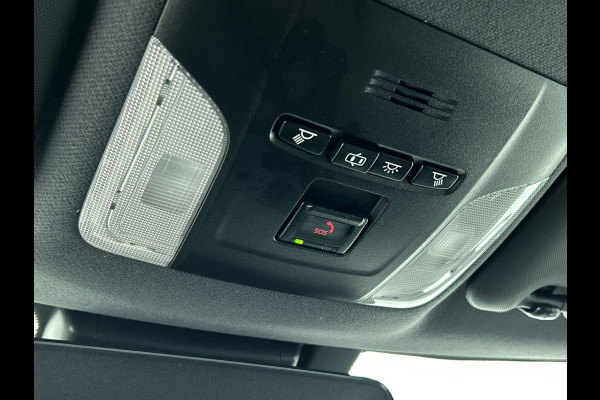 Toyota Corolla Touring Sports 2.0 Hybrid 184 pk Aut. Trek Navigatie Apple Carplay/Android Auto Camera Adaptive Cruise Control Stoelverwarming Virtual Cockpit Lichtmetalen velgen Climate Control Getinte ramen