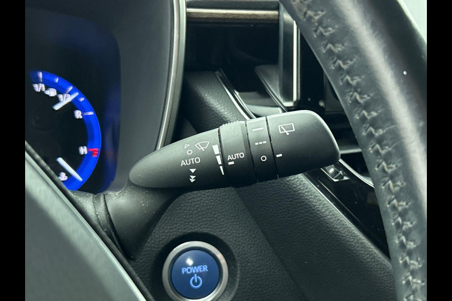 Toyota Corolla Touring Sports 2.0 Hybrid 184 pk Aut. Trek Navigatie Apple Carplay/Android Auto Camera Adaptive Cruise Control Stoelverwarming Virtual Cockpit Lichtmetalen velgen Climate Control Getinte ramen