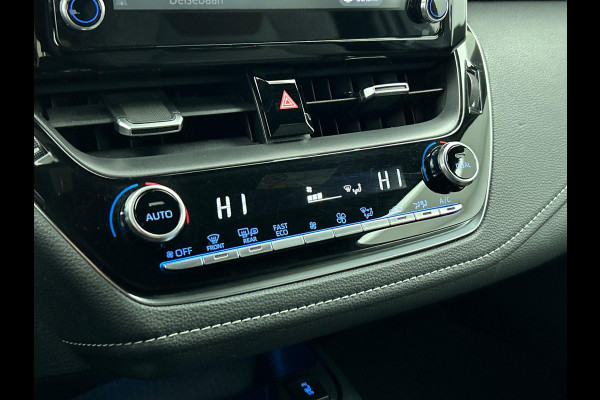 Toyota Corolla Touring Sports 2.0 Hybrid 184 pk Aut. Trek Navigatie Apple Carplay/Android Auto Camera Adaptive Cruise Control Stoelverwarming Virtual Cockpit Lichtmetalen velgen Climate Control Getinte ramen