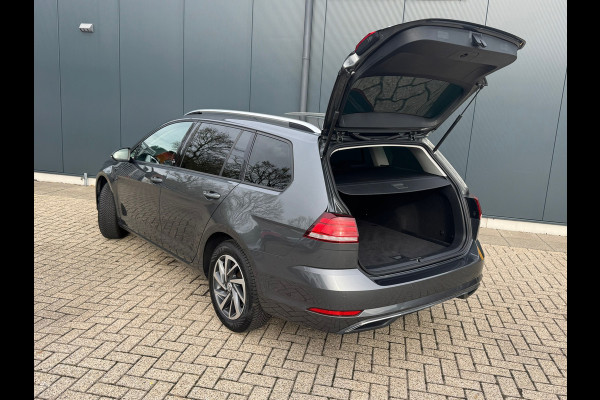 Volkswagen GOLF Variant 1.0 TSI 110pk Comfortline * Navigatie * Stoelverwarming * Adaptieve Cruise Control *