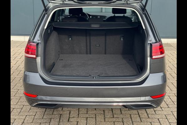 Volkswagen GOLF Variant 1.0 TSI 110pk Comfortline * Navigatie * Stoelverwarming * Adaptieve Cruise Control *