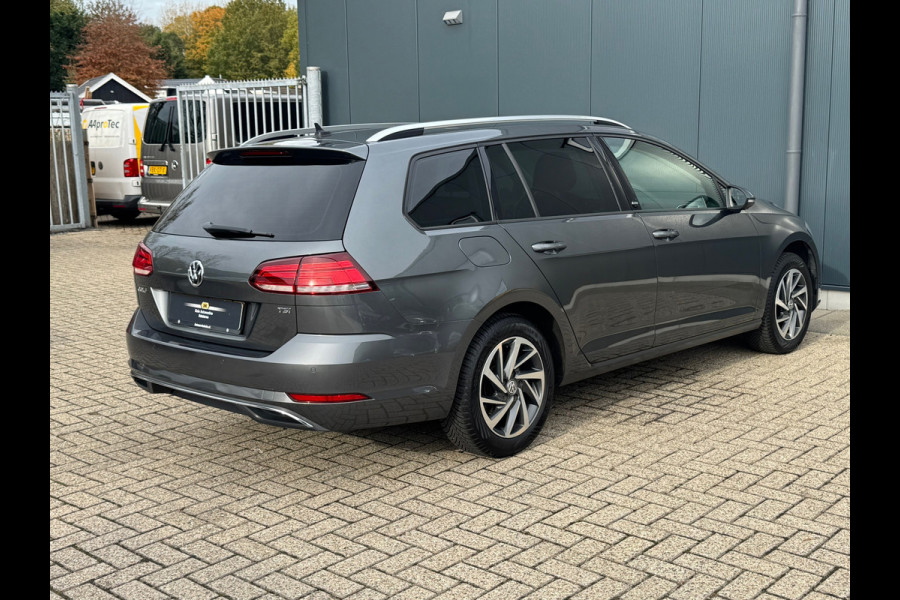 Volkswagen GOLF Variant 1.0 TSI 110pk Comfortline * Navigatie * Stoelverwarming * Adaptieve Cruise Control *