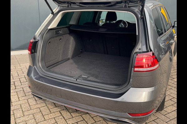 Volkswagen GOLF Variant 1.0 TSI 110pk Comfortline * Navigatie * Stoelverwarming * Adaptieve Cruise Control *