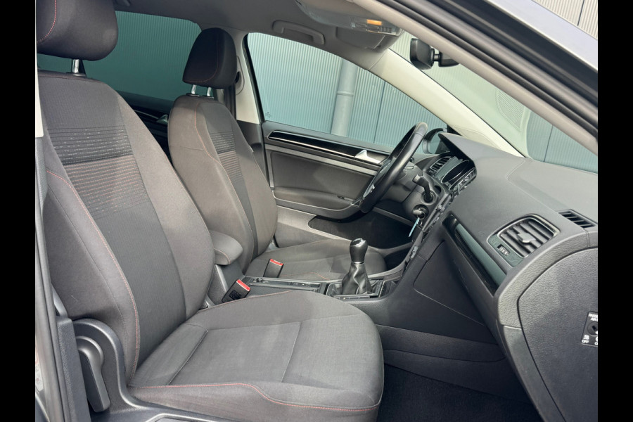 Volkswagen GOLF Variant 1.0 TSI 110pk Comfortline * Navigatie * Stoelverwarming * Adaptieve Cruise Control *