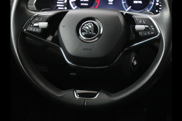 Škoda Octavia 1.5 e-TSI Business Edition | Head-Up | Stoelverwarming | Camera | Side Assist | Memory | Carplay | Navigatie | Digital Cockpit | Climate control | Cruise control | Getint glas