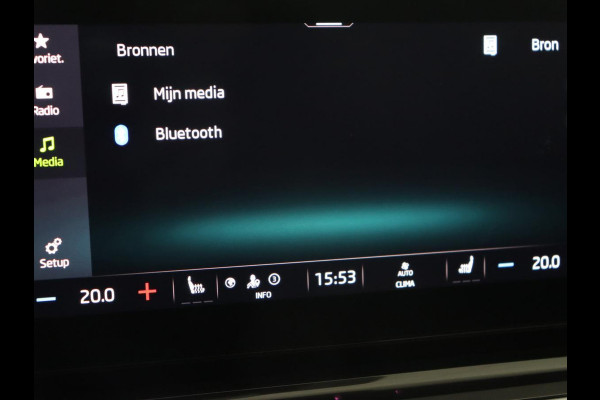 Škoda Octavia 1.5 e-TSI Business Edition | Head-Up | Stoelverwarming | Camera | Side Assist | Memory | Carplay | Navigatie | Digital Cockpit | Climate control | Cruise control | Getint glas