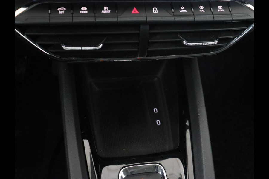 Škoda Octavia 1.5 e-TSI Business Edition | Head-Up | Stoelverwarming | Camera | Side Assist | Memory | Carplay | Navigatie | Digital Cockpit | Climate control | Cruise control | Getint glas