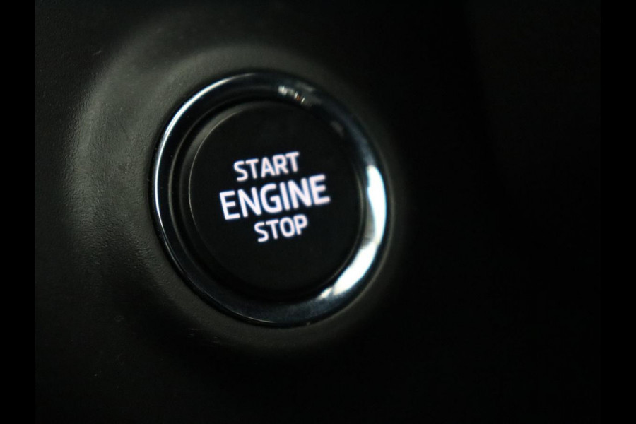 Škoda Octavia 1.5 e-TSI Business Edition | Head-Up | Stoelverwarming | Camera | Side Assist | Memory | Carplay | Navigatie | Digital Cockpit | Climate control | Cruise control | Getint glas