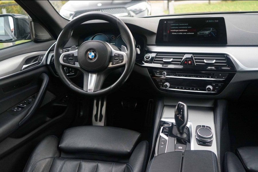 BMW 5 Serie 530e M Sport Pano/360/trkhk/Harman/Shadow