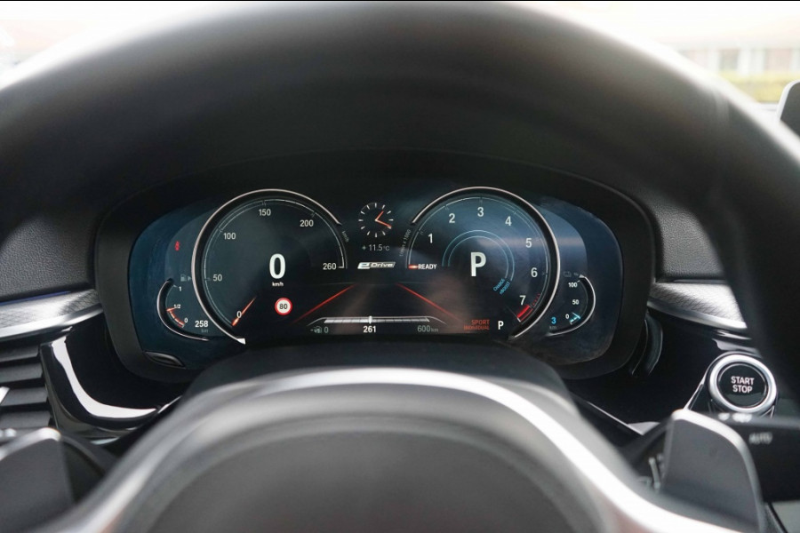 BMW 5 Serie 530e M Sport Pano/360/trkhk/Harman/Shadow