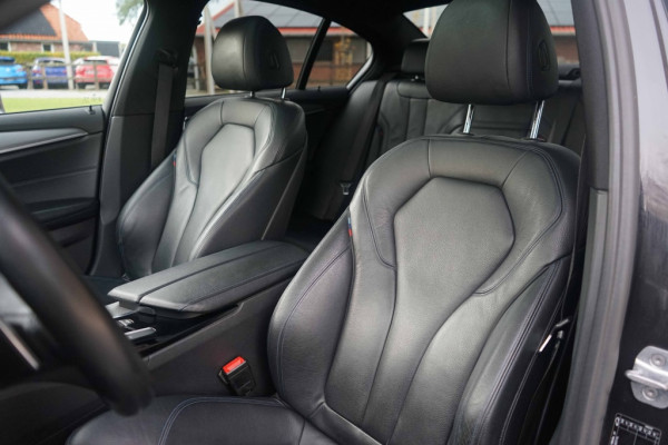 BMW 5 Serie 530e M Sport Pano/360/trkhk/Harman/Shadow