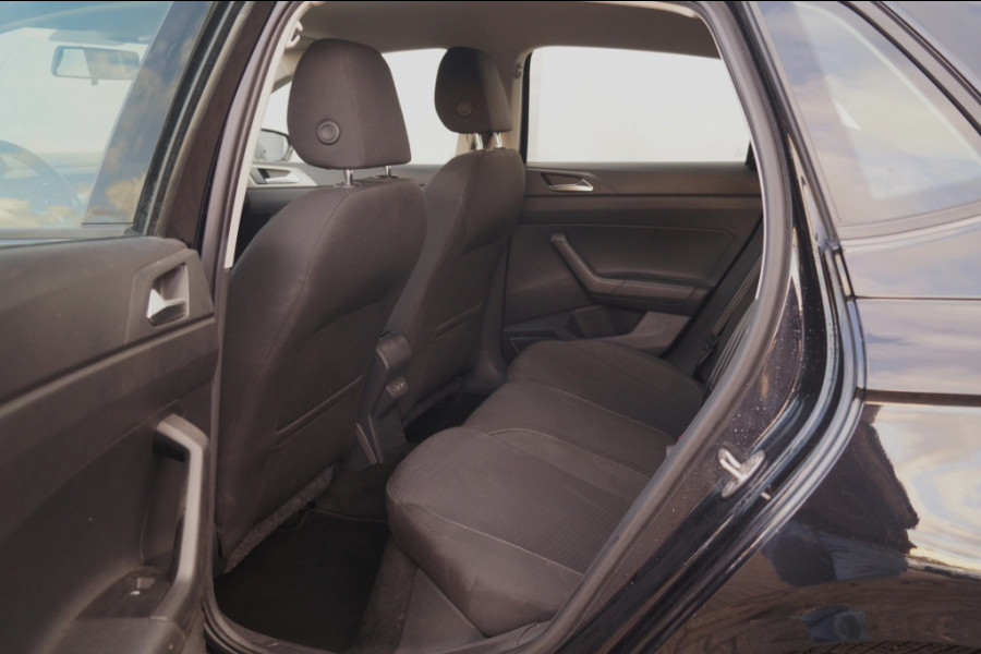 Volkswagen Polo 1.6 TDI Comfortline Executive -NAVI-PDC-ACC-CARPLAY- Volkswagen Polo 1.6 TDI Comfortline Executive -NAVI-PDC-ACC-CARPLAY-