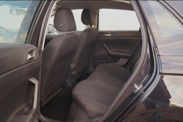 Volkswagen Polo 1.6 TDI Comfortline Executive -NAVI-PDC-ACC-CARPLAY- Volkswagen Polo 1.6 TDI Comfortline Executive -NAVI-PDC-ACC-CARPLAY-