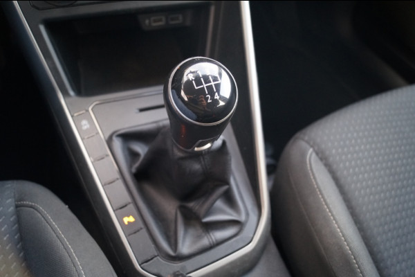 Volkswagen Polo 1.6 TDI Comfortline Executive -NAVI-PDC-ACC-CARPLAY- Volkswagen Polo 1.6 TDI Comfortline Executive -NAVI-PDC-ACC-CARPLAY-