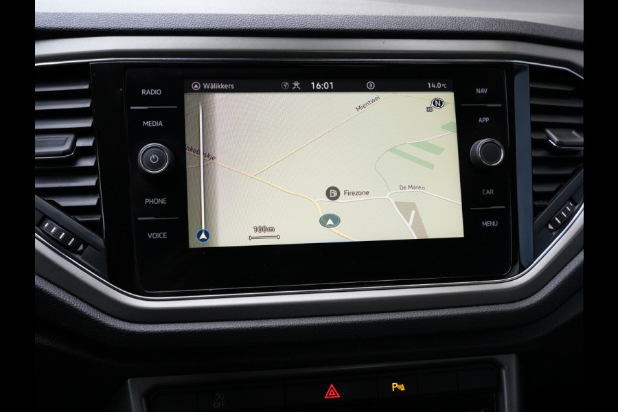 Volkswagen T-Roc 1.0 TSI Style | Navigatie | Adaptive Cruise | PDC | Android/Apple Carplay