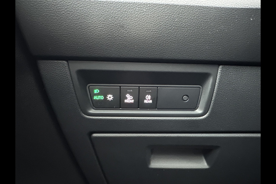 Volkswagen Touareg 3.0 TDI R-Line (INCL-BTW) Aut. *LUXURY-LEATHER | FULL-LED | BLIND-SPOT | HEATED-COMFORTSEATS | AIR-SUSPENSION | KEYLESS | CAMERA | NAVI-FULLMAP | PRIVACY-GLASS | ADAPTIVE-CRUISE |  SHIFT-PADDLES | TOWBAR*