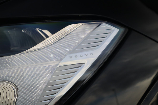 Volvo XC60 2.0 Recharge T6 AWD R-Design Panorama dak / Head-Up / Harman Kardon / 360 camera / Adaptieve cruise /