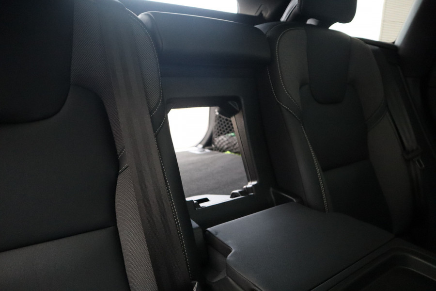 Volvo XC60 2.0 Recharge T6 AWD R-Design Panorama dak / Head-Up / Harman Kardon / 360 camera / Adaptieve cruise /