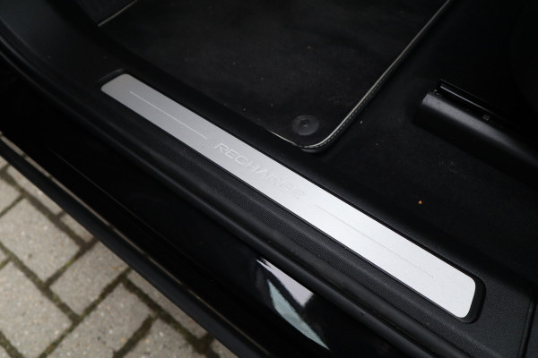 Volvo XC60 2.0 Recharge T6 AWD R-Design Panorama dak / Head-Up / Harman Kardon / 360 camera / Adaptieve cruise /