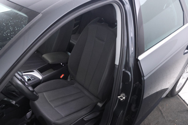 Audi A4 Avant 35 TDI Design Pro Line Plus Automaat, Navigatie, CLimate,