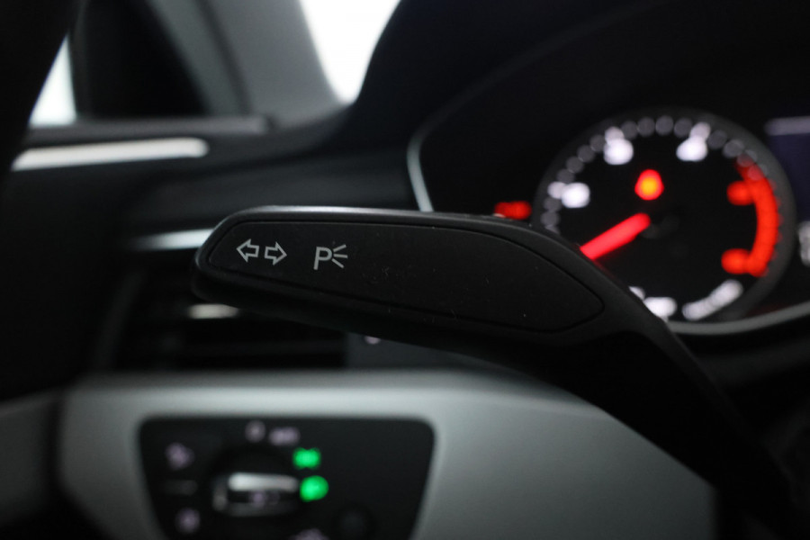 Audi A4 Avant 35 TDI Design Pro Line Plus Automaat, Navigatie, CLimate,