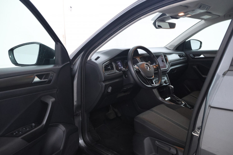 Volkswagen T-Roc 1.5 TSI Style 150PK, Automaat, Apple carplay, Climate,