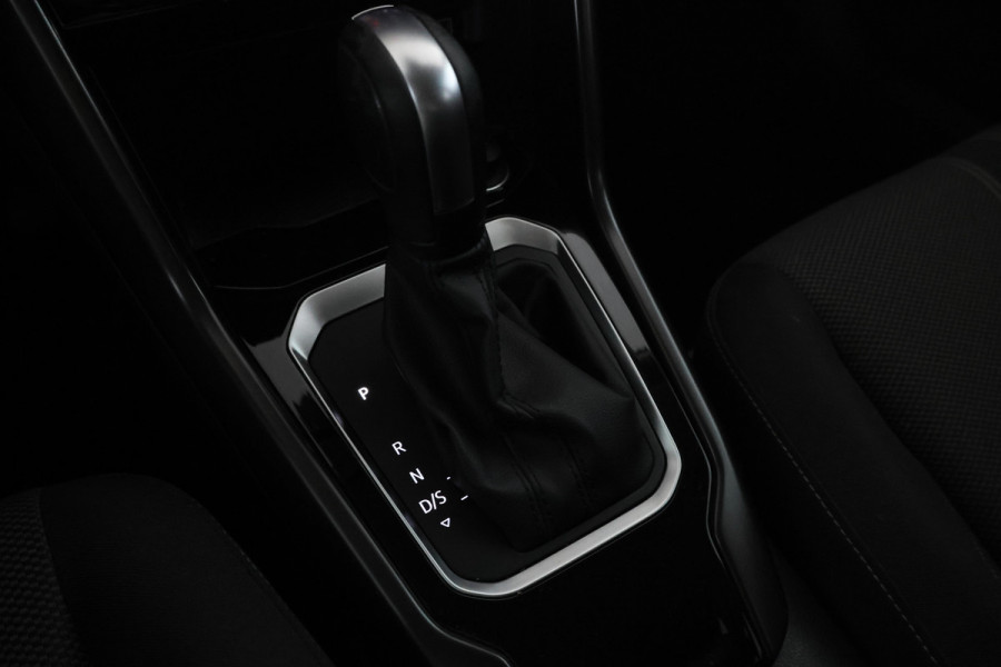 Volkswagen T-Roc 1.5 TSI Style 150PK, Automaat, Apple carplay, Climate,