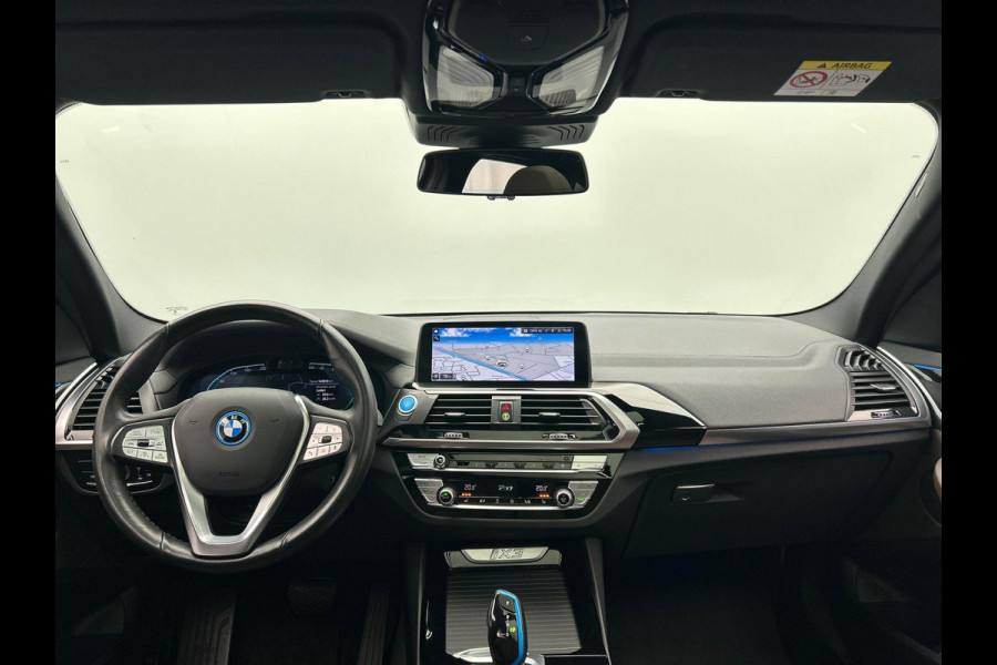 BMW iX3 Executive 80 kWh * SOH 97,82 * Pano/dak Camera Leder 1e Eigenaar