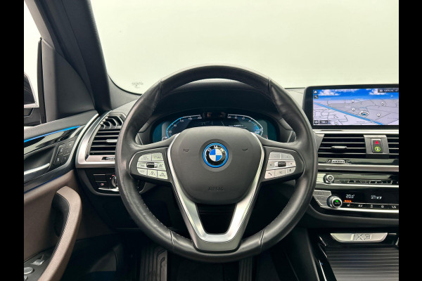 BMW iX3 Executive 80 kWh * SOH 97,82 * Pano/dak Camera Leder 1e Eigenaar