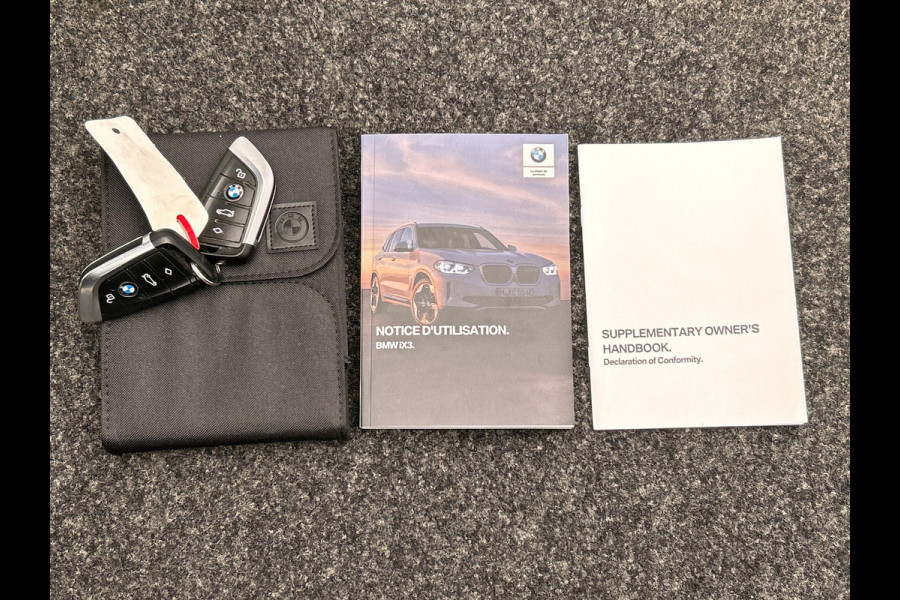 BMW iX3 Executive 80 kWh * SOH 97,82 * Pano/dak Camera Leder 1e Eigenaar