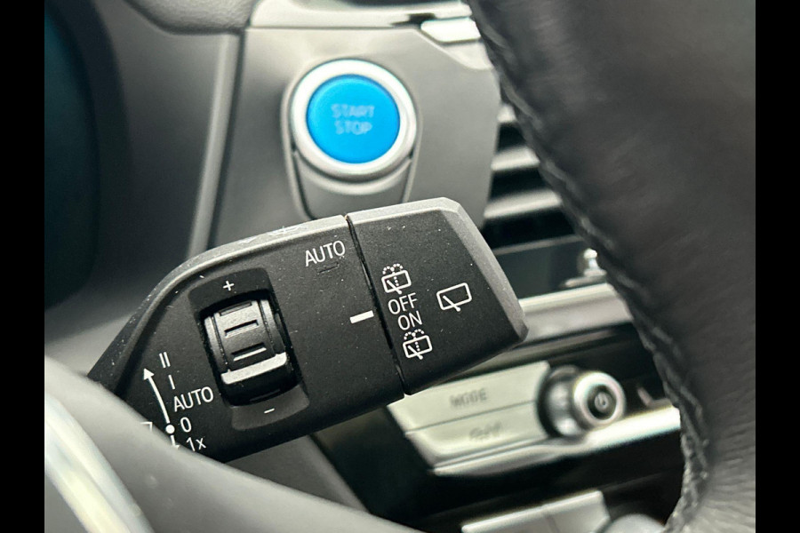 BMW iX3 Executive 80 kWh * SOH 97,82 * Pano/dak Camera Leder 1e Eigenaar