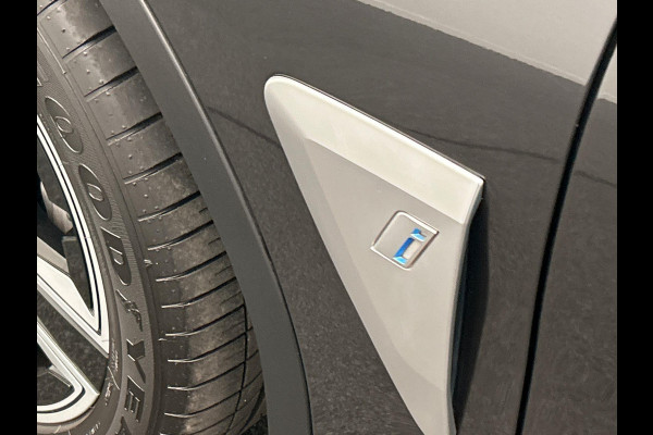 BMW iX3 Executive 80 kWh * SOH 97,82 * Pano/dak Camera Leder 1e Eigenaar