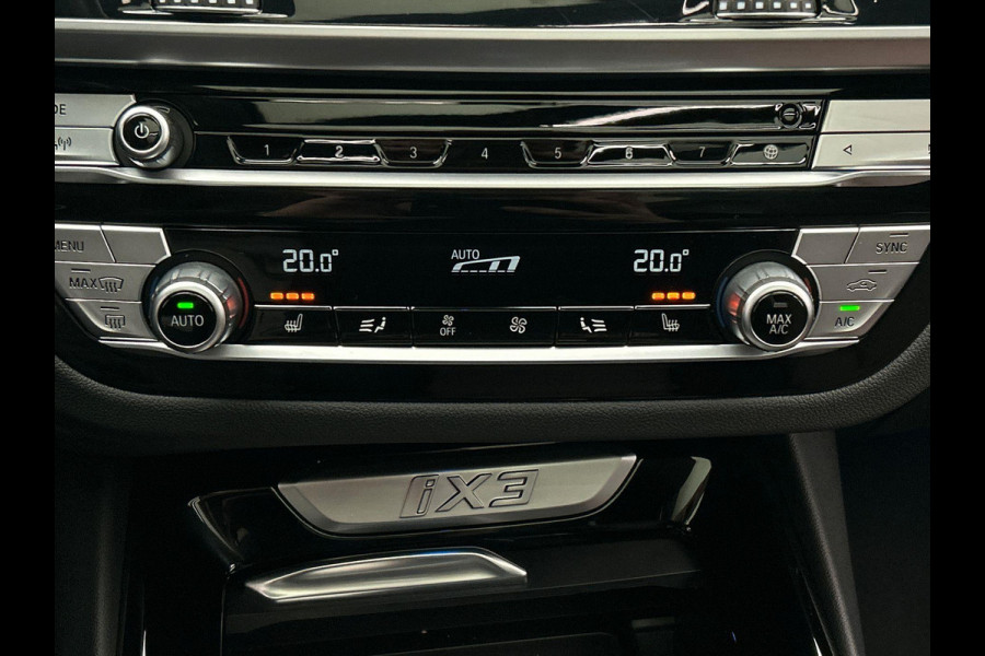 BMW iX3 Executive 80 kWh * SOH 97,82 * Pano/dak Camera Leder 1e Eigenaar