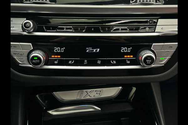 BMW iX3 Executive 80 kWh * SOH 97,82 * Pano/dak Camera Leder 1e Eigenaar