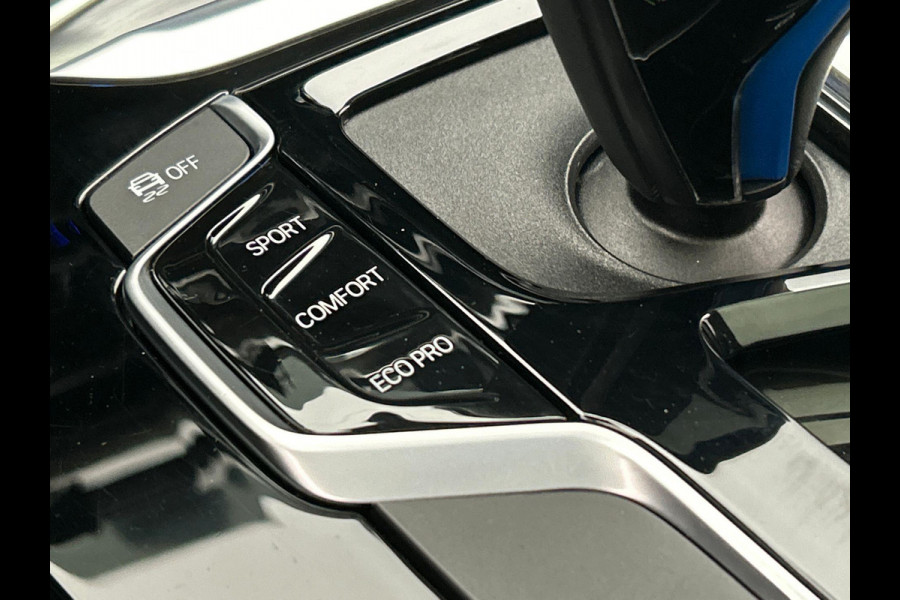 BMW iX3 Executive 80 kWh * SOH 97,82 * Pano/dak Camera Leder 1e Eigenaar