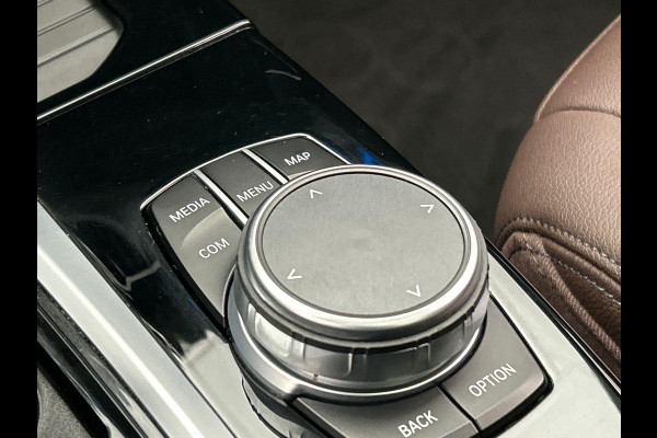 BMW iX3 Executive 80 kWh * SOH 97,82 * Pano/dak Camera Leder 1e Eigenaar