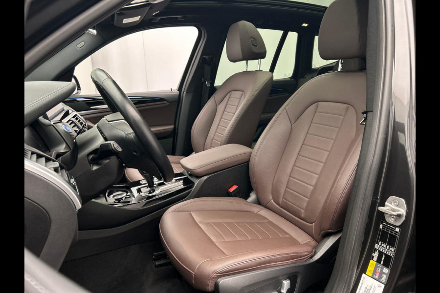 BMW iX3 Executive 80 kWh * SOH 97,82 * Pano/dak Camera Leder 1e Eigenaar