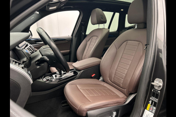 BMW iX3 Executive 80 kWh * SOH 97,82 * Pano/dak Camera Leder 1e Eigenaar
