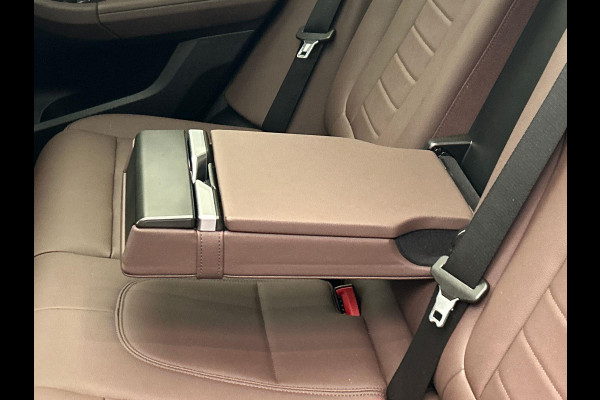 BMW iX3 Executive 80 kWh * SOH 97,82 * Pano/dak Camera Leder 1e Eigenaar