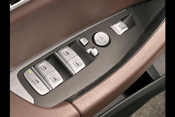 BMW iX3 Executive 80 kWh * SOH 97,82 * Pano/dak Camera Leder 1e Eigenaar