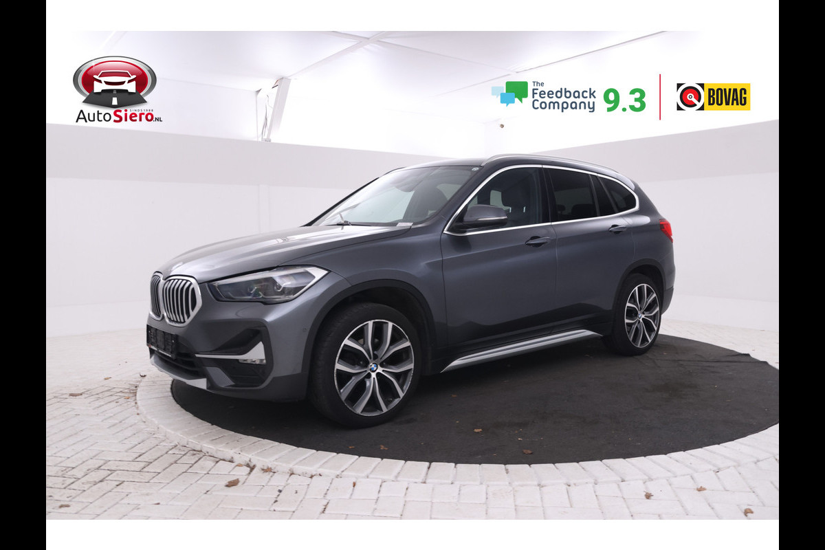 BMW X1 sDrive18d Automaat, Volleder, Navigatie