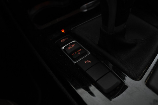 BMW X1 sDrive18d Automaat, Volleder, Navigatie