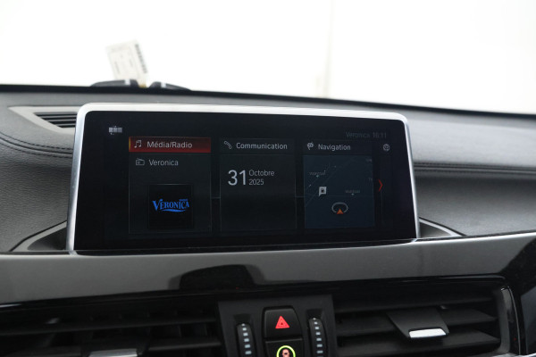 BMW X1 sDrive18d Automaat, Volleder, Navigatie