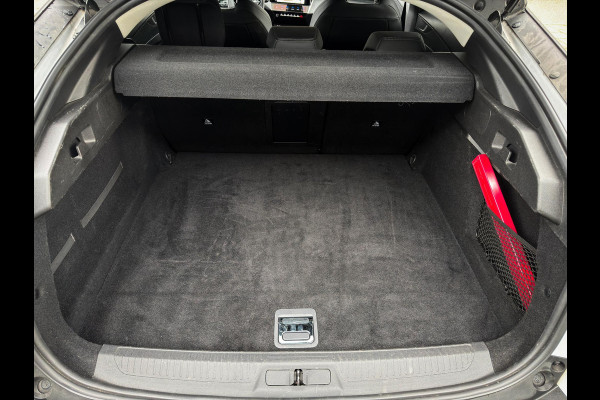 Peugeot 408 1.6 HYbrid Allure 180 EAT8