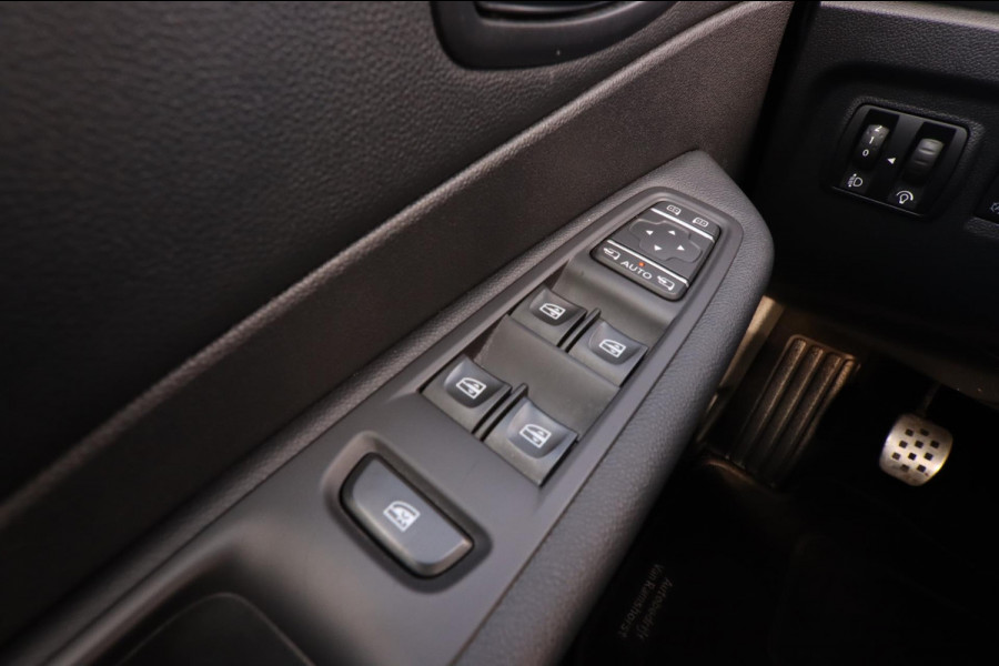 Renault Captur 0.9 TCe Intens|Facelift Cruise Half Leder Camera Navigatie Keyles Entry & Start Pdc V+A Led Koplampen Android auto