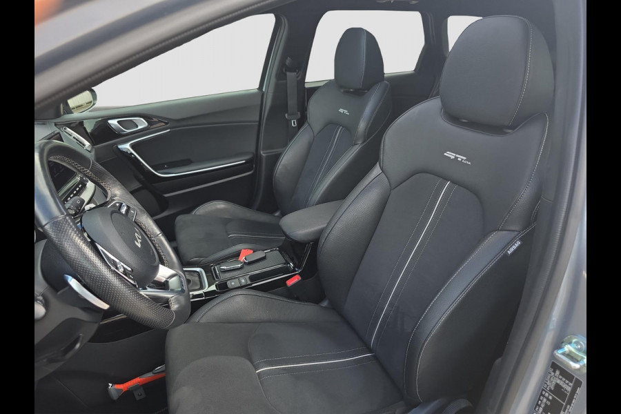 Kia Ceed Sportswagon 1.5 T-GDi GT-Line Automaat | Stoel & Stuurverwarming | Sportstuur | Schuif/Kanteldak | LED | Elektr. Achterklep |
