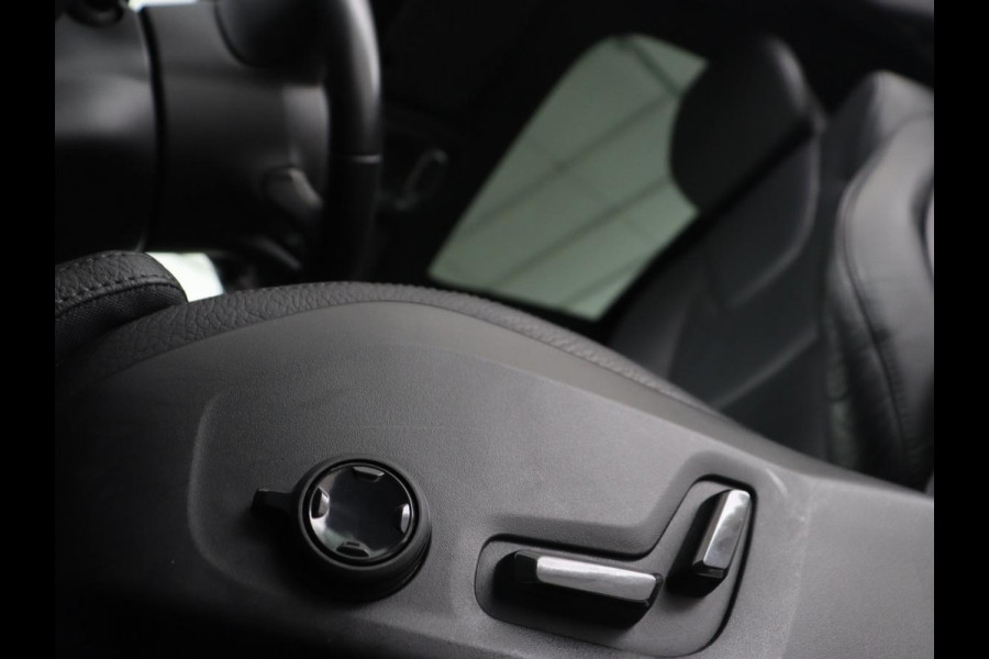 Volvo V60 2.0 T6 Recharge AWD Inscription | Panoramadak | Leder | 360 Camera | Stoelverwarming | Head-Up | Carplay | Memory | Adaptive cruise | Navigatie | Full LED | PHEV | Plug In