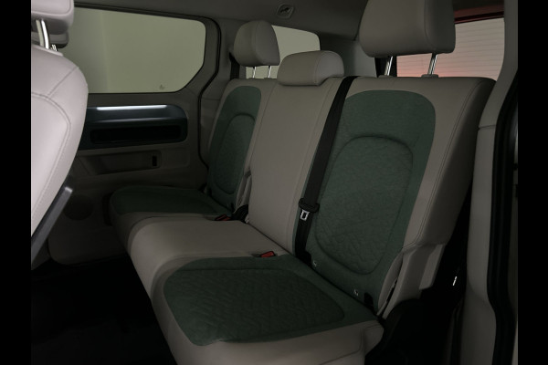 Volkswagen ID. Buzz Pro 77kWh | 19" Tilburg  Velgen | Park Assist  | LED | Camera | Schuifdeuren Links & Rechts